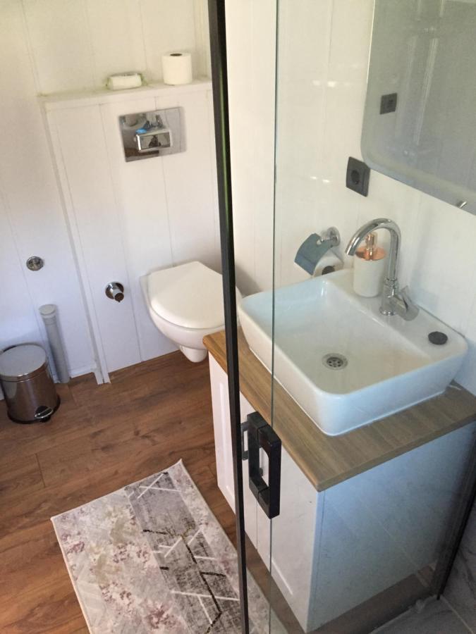 Sakiz Tiny House & Apart Урла Екстериор снимка
